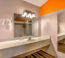 Howard Johnson Phoenix Arpt/Dtwn Area Room