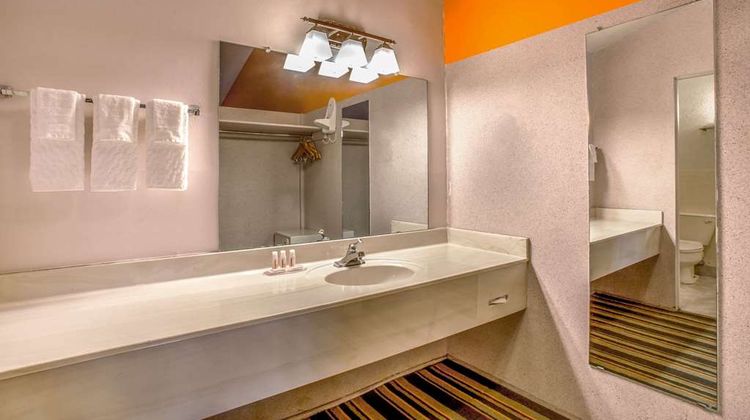 Howard Johnson Phoenix Arpt/Dtwn Area Room