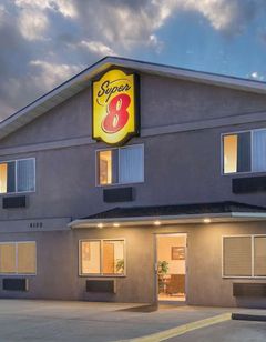 Super 8 Fountain
