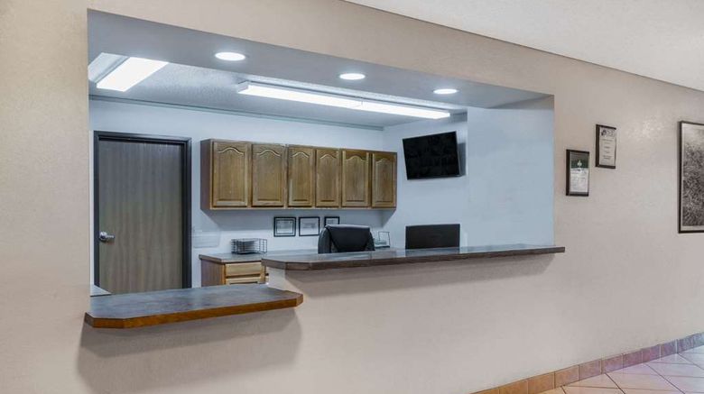 <b>Super 8 Fountain Lobby</b>. Images powered by <a href="https://iceportal.shijigroup.com/" title="IcePortal" target="_blank">IcePortal</a>.
