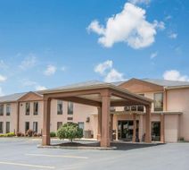Howard Johnson Express Inn - Beckley Lobby