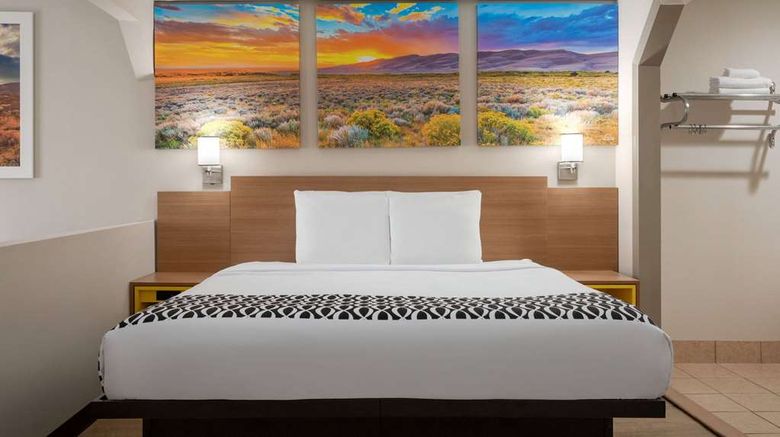 <b>Days Inn Covington Suite</b>. Images powered by <a href="https://iceportal.shijigroup.com/" title="IcePortal" target="_blank">IcePortal</a>.