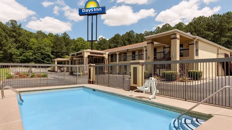 Days Inn Covington Pool