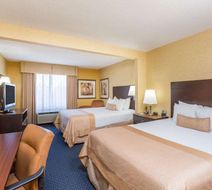 Wingate by Wyndham Greenville Airport Room