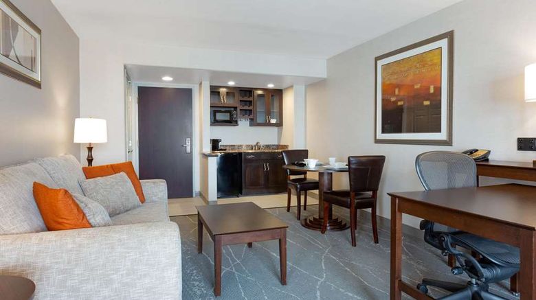 <b>Wingate by Wyndham Tinley Park Suite</b>. Images powered by <a href="https://iceportal.shijigroup.com/" title="IcePortal" target="_blank">IcePortal</a>.