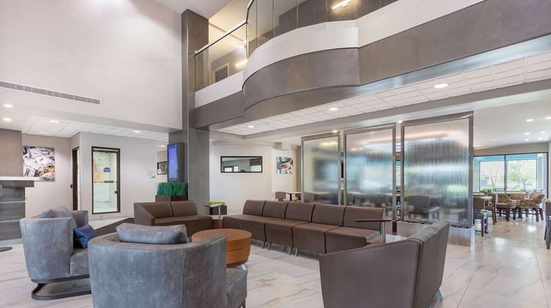 <b>Wingate by Wyndham Tinley Park Lobby</b>. Images powered by <a href="https://iceportal.shijigroup.com/" title="IcePortal" target="_blank">IcePortal</a>.