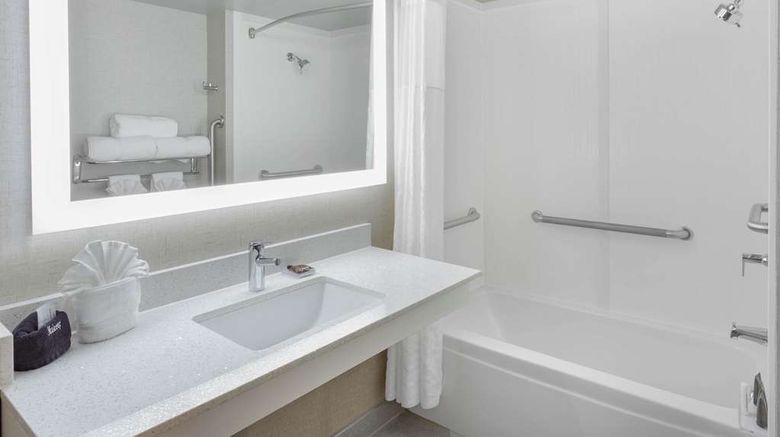 <b>Wingate by Wyndham Tinley Park Room</b>. Images powered by <a href="https://iceportal.shijigroup.com/" title="IcePortal" target="_blank">IcePortal</a>.
