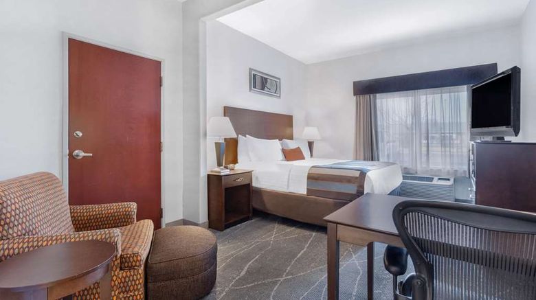 <b>Wingate by Wyndham Tinley Park Room</b>. Images powered by <a href="https://iceportal.shijigroup.com/" title="IcePortal" target="_blank">IcePortal</a>.