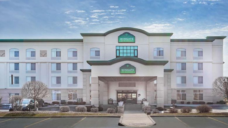 Wingate by Wyndham Tinley Park Exterior. Images powered by <a href="https://iceportal.shijigroup.com" target="_blank" rel="noopener">Ice Portal</a>.