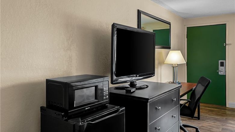 <b>Americas Best Value Inn Martinsburg Room</b>. Images powered by <a href="https://iceportal.shijigroup.com/" title="IcePortal" target="_blank">IcePortal</a>.