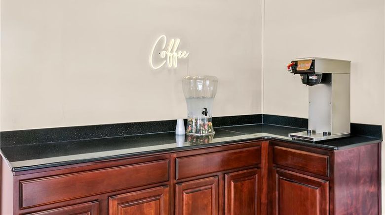 <b>Americas Best Value Inn Martinsburg Restaurant</b>. Images powered by <a href="https://iceportal.shijigroup.com/" title="IcePortal" target="_blank">IcePortal</a>.