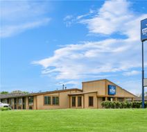 Americas Best Value Inn Martinsburg Exterior