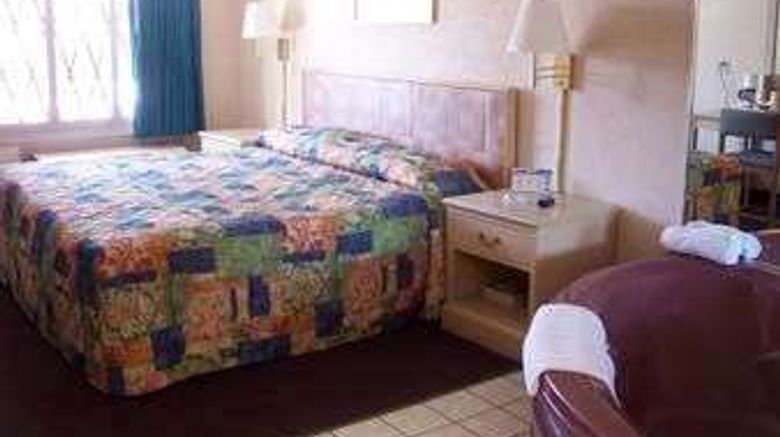 <b>Knights Inn Rossford Toledo South Room</b>. Images powered by <a href="https://iceportal.shijigroup.com/" title="IcePortal" target="_blank">IcePortal</a>.