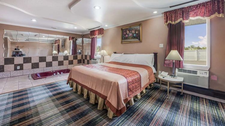 Knights Inn Philadelphia Area/Trevose Suite