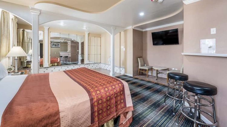 Knights Inn Philadelphia Area/Trevose Suite