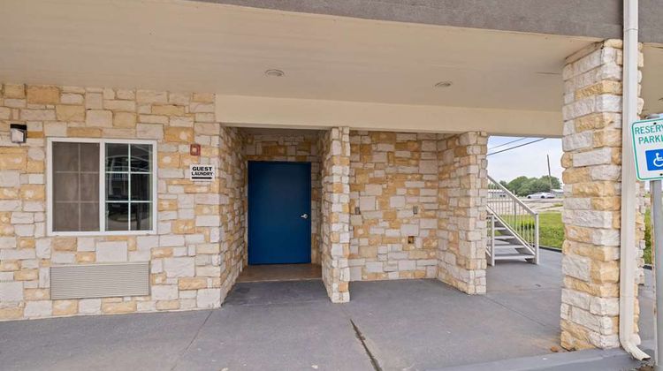 Days Inn Kenedy Exterior