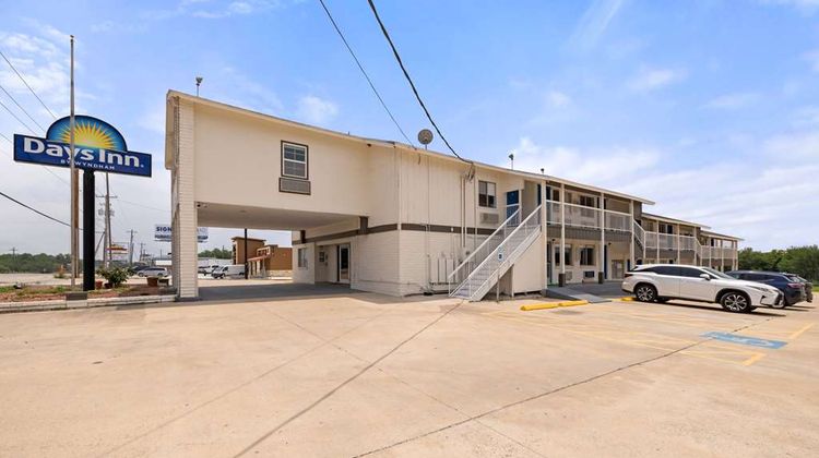 Days Inn Kenedy Exterior