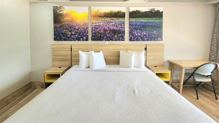 Days Inn Kenedy Room