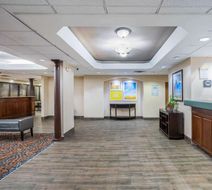 Days Inn Clarksville North Lobby