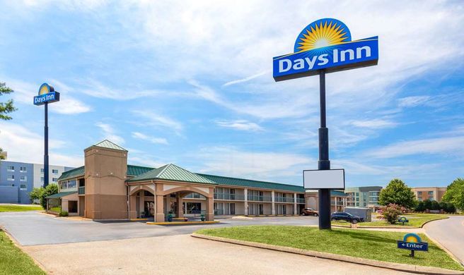 Days Inn Clarksville North Exterior