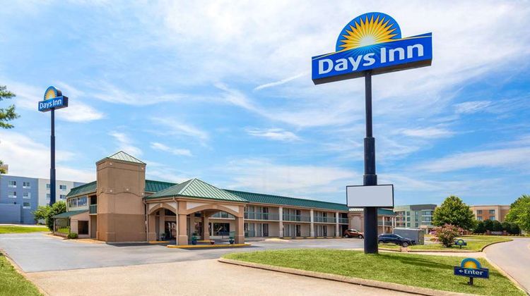 Days Inn Clarksville North Exterior