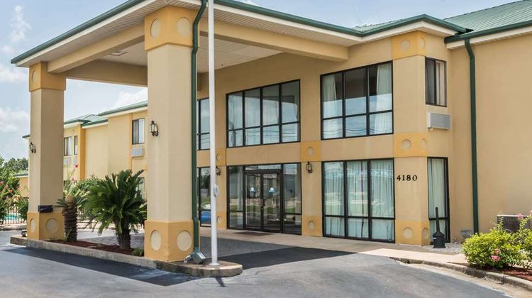 Days Inn Montgomery Exterior