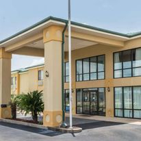 Days Inn Montgomery