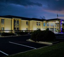 Days Inn Montgomery Exterior