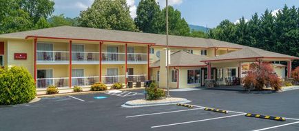 Ramada Limited Maggie Valley Exterior