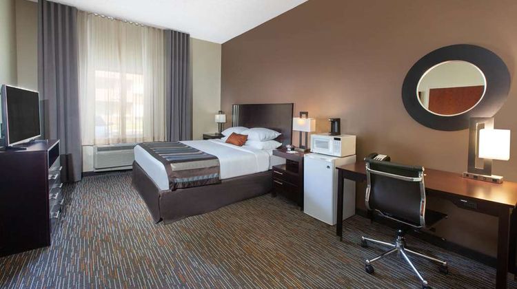 Wingate by Wyndham Oklahoma City Airport Room
