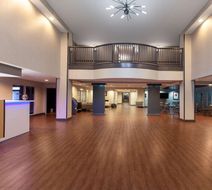 Wingate by Wyndham Oklahoma City Airport Lobby