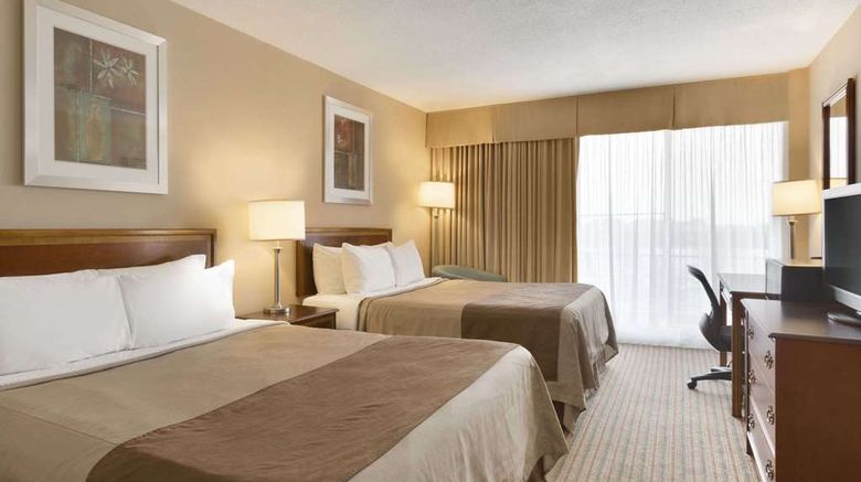 <b>Ramada Belleville Harbourview Conf Ctr Room</b>. Images powered by <a href="https://iceportal.shijigroup.com/" title="IcePortal" target="_blank">IcePortal</a>.