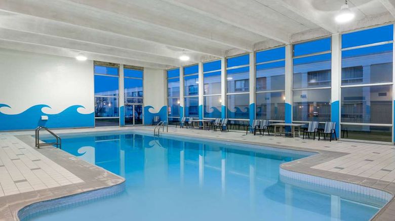 <b>Ramada London Pool</b>. Images powered by <a href="https://iceportal.shijigroup.com/" title="IcePortal" target="_blank">IcePortal</a>.