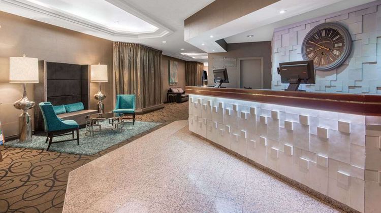 Ramada Plaza Niagara Falls Lobby