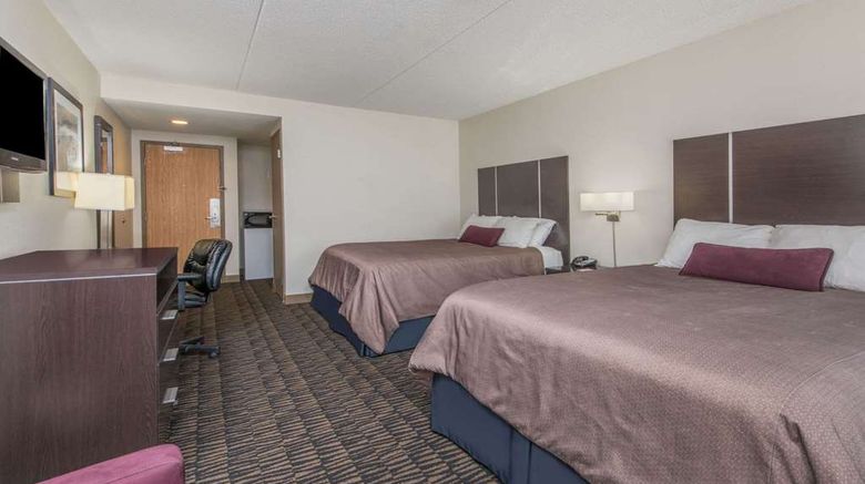 <b>Ramada Plaza Niagara Falls Suite</b>. Images powered by <a href="https://iceportal.shijigroup.com/" title="IcePortal" target="_blank">IcePortal</a>.