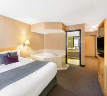 Ramada Prince George Room