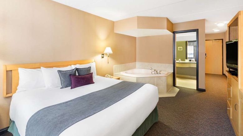 <b>Ramada Prince George Room</b>. Images powered by <a href="https://iceportal.shijigroup.com/" title="IcePortal" target="_blank">IcePortal</a>.