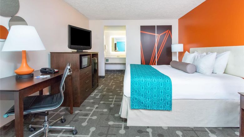 <b>Howard Johnson Inn - Ocala Room</b>. Images powered by <a href="https://iceportal.shijigroup.com/" title="IcePortal" target="_blank">IcePortal</a>.