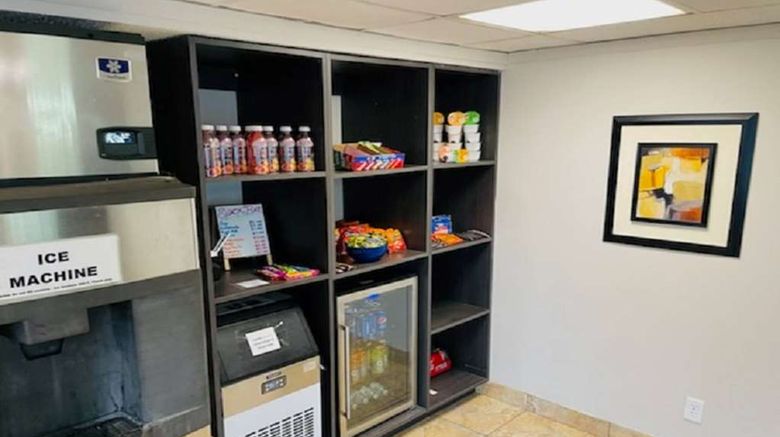 <b>Days Inn & Suites by Wyndham Port Huron Other</b>. Images powered by <a href="https://iceportal.shijigroup.com/" title="IcePortal" target="_blank">IcePortal</a>.
