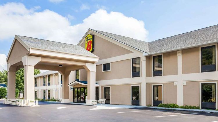Super 8 Erwin Exterior