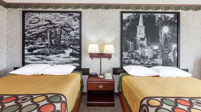 <b>Super 8 Erwin Room</b>. Images powered by <a href="https://iceportal.shijigroup.com/" title="IcePortal" target="_blank">IcePortal</a>.
