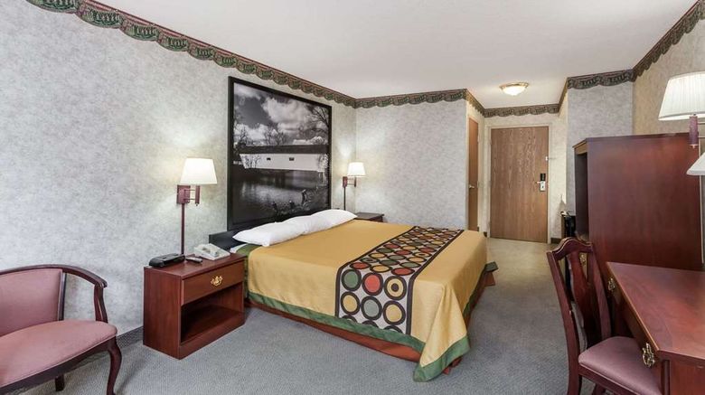 <b>Super 8 Erwin Room</b>. Images powered by <a href="https://iceportal.shijigroup.com/" title="IcePortal" target="_blank">IcePortal</a>.