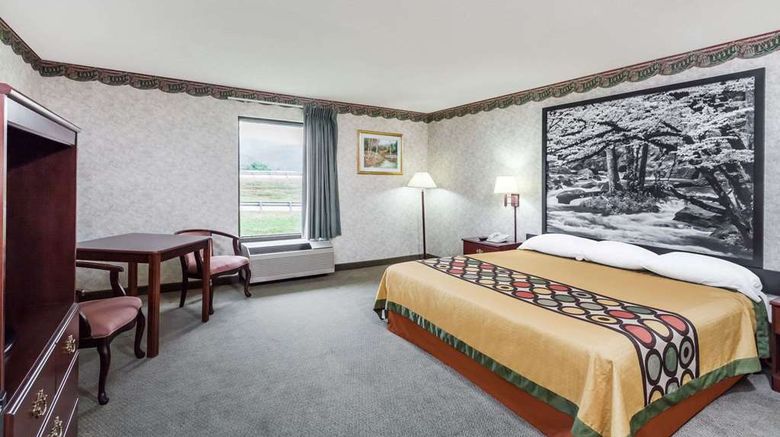 <b>Super 8 Erwin Room</b>. Images powered by <a href="https://iceportal.shijigroup.com/" title="IcePortal" target="_blank">IcePortal</a>.