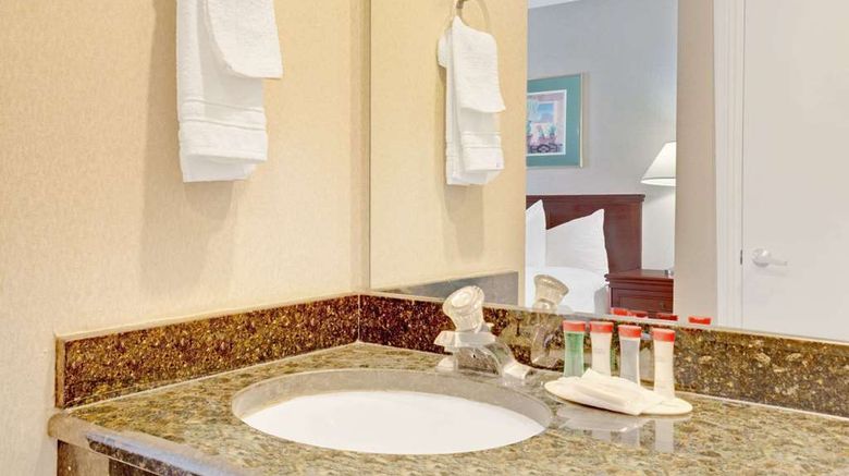 <b>Ramada Limited Draper Room</b>. Images powered by <a href="https://iceportal.shijigroup.com/" title="IcePortal" target="_blank">IcePortal</a>.