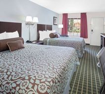 Days Inn Market Center Dallas Room