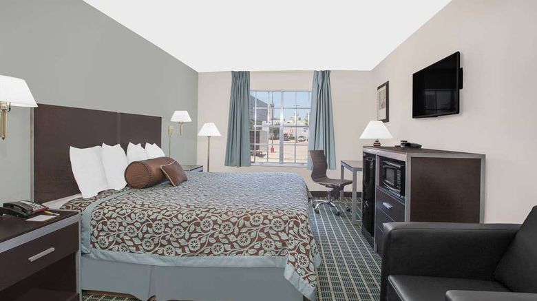 <b>Days Inn Market Center Dallas Room</b>. Images powered by <a href="https://iceportal.shijigroup.com/" title="IcePortal" target="_blank">IcePortal</a>.