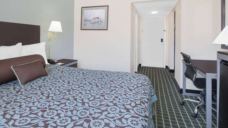 <b>Days Inn Market Center Dallas Room</b>. Images powered by <a href="https://iceportal.shijigroup.com/" title="IcePortal" target="_blank">IcePortal</a>.