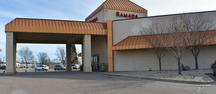 Ramada Airport Hotel & Suites Exterior