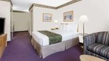 Days Inn Ocean Shores Room