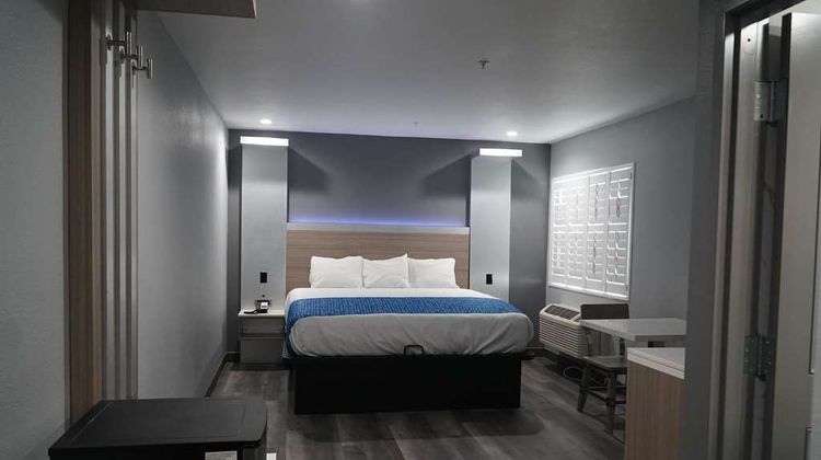 Travelodge Whittier Room